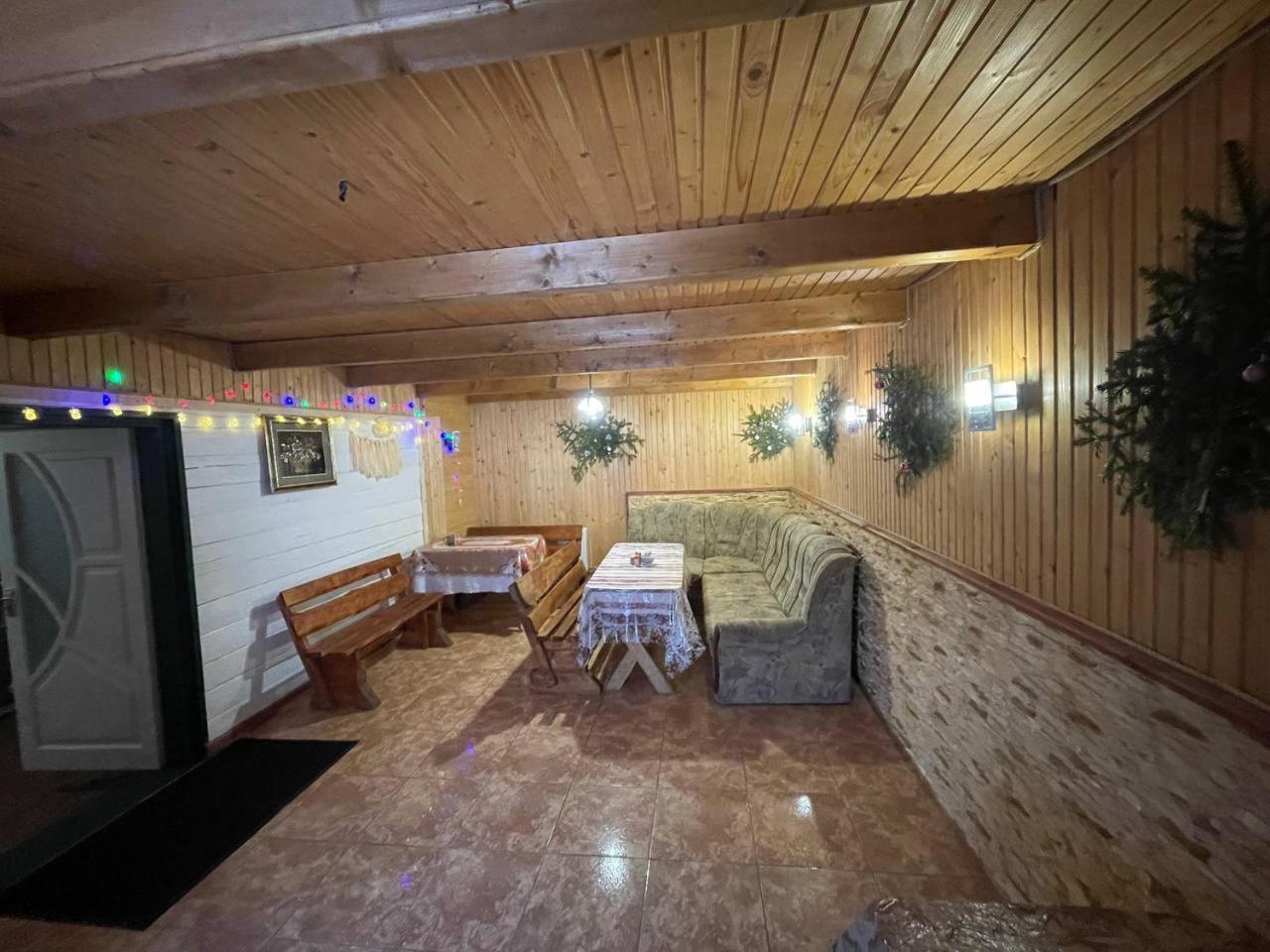 الشقق الفندقية يابلونيتسيافي  Kazka المظهر الخارجي الصورة